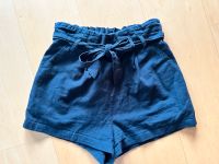 H&M Shorts schwarz Gr. 36 Baden-Württemberg - Hüttlingen Vorschau