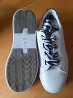 Bugatti Sneaker Größe 36/37 Niedersachsen - Riede Vorschau