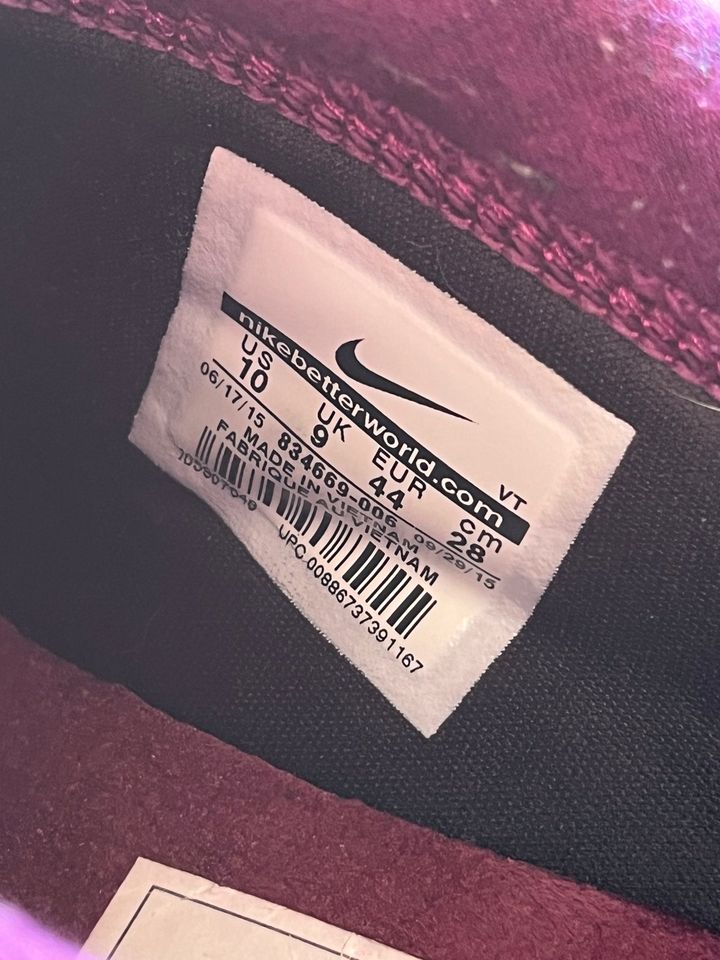 Nike Sockdart Techfleece lila grau  „44“ in Hamburg