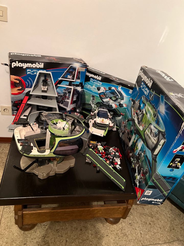 Playmobil Konvolut 5149, 5150, 5153, 5155 Future Planet/Darkster in Frankfurt am Main