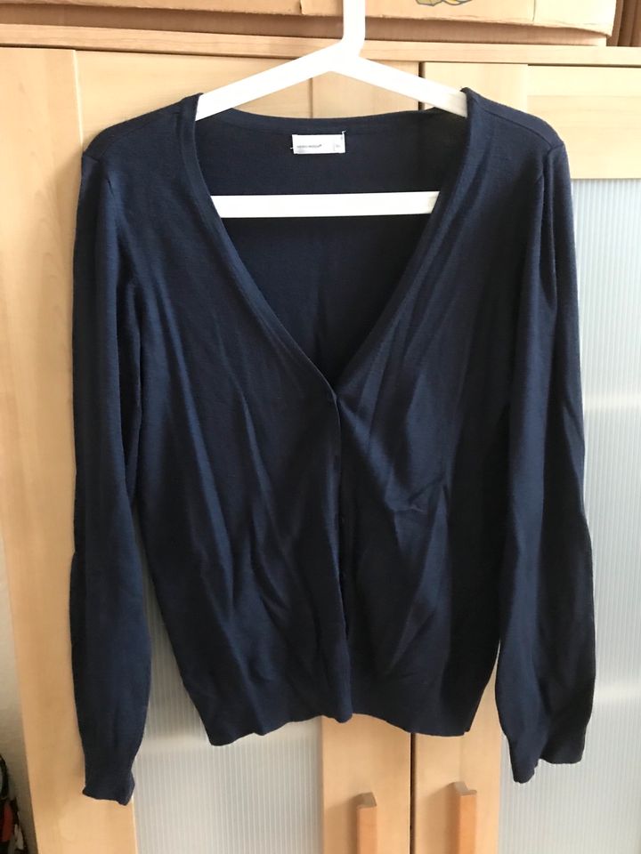 Damen Strickjacke Vero Moda Gr. XL in Werdau