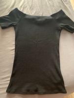 H&M geripptes Shirt schulterfrei Sachsen-Anhalt - Eisleben Vorschau
