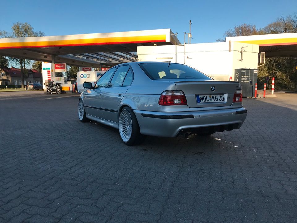 BMW e39 525i M-Paket in Neuenhagen