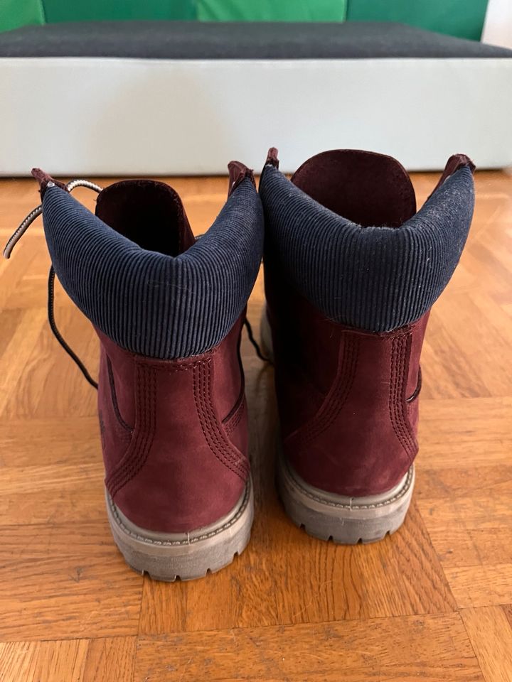 Timberland Boots Stiefel 6 inch, Größe 41,5, lila in St. Leon-Rot