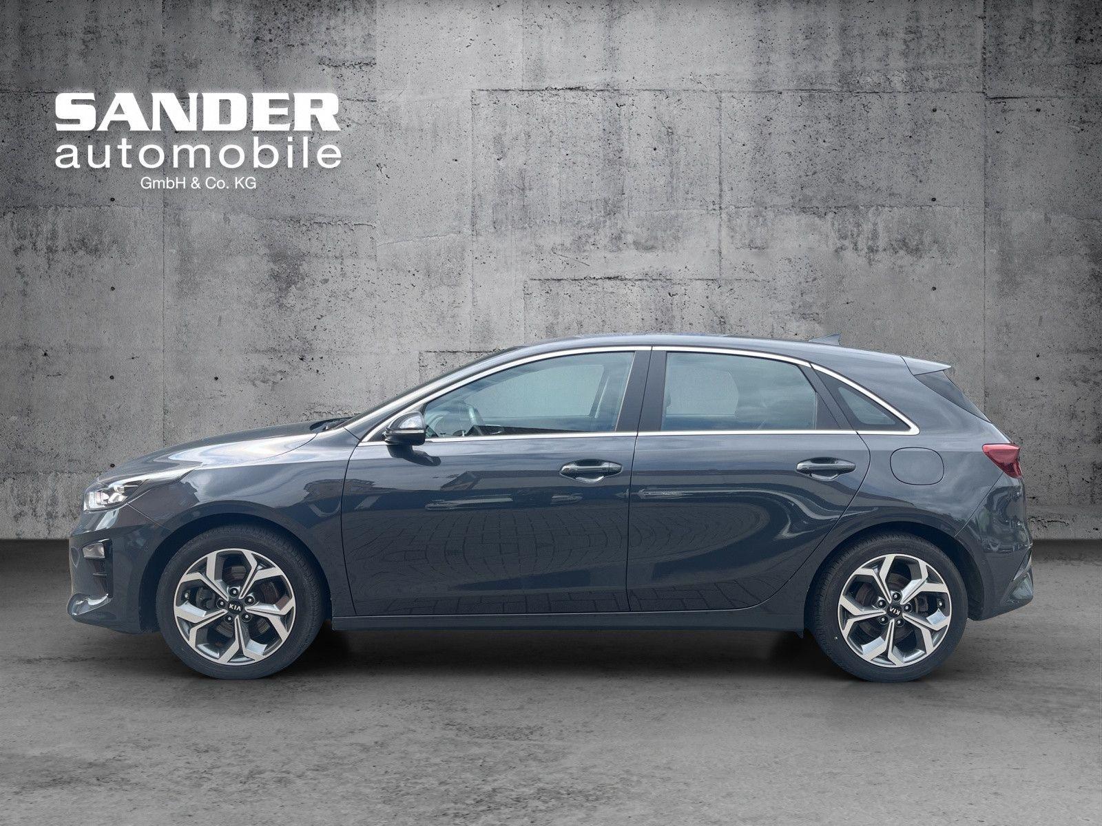 Abbildung des Autos Kia cee&#x27;d &#x2F; Ce…