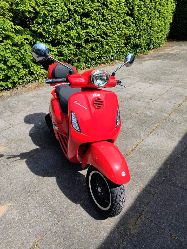 Bellavita 300 TGB, Roller,  besser als Vespa GTS in Hamburg