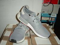 Adidas NMD R_1 in der Gr.45 1/3 in grau Köln - Rath-Heumar Vorschau