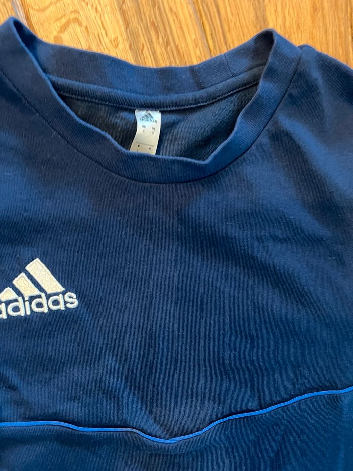 Adidas T-Shirts in Friesoythe