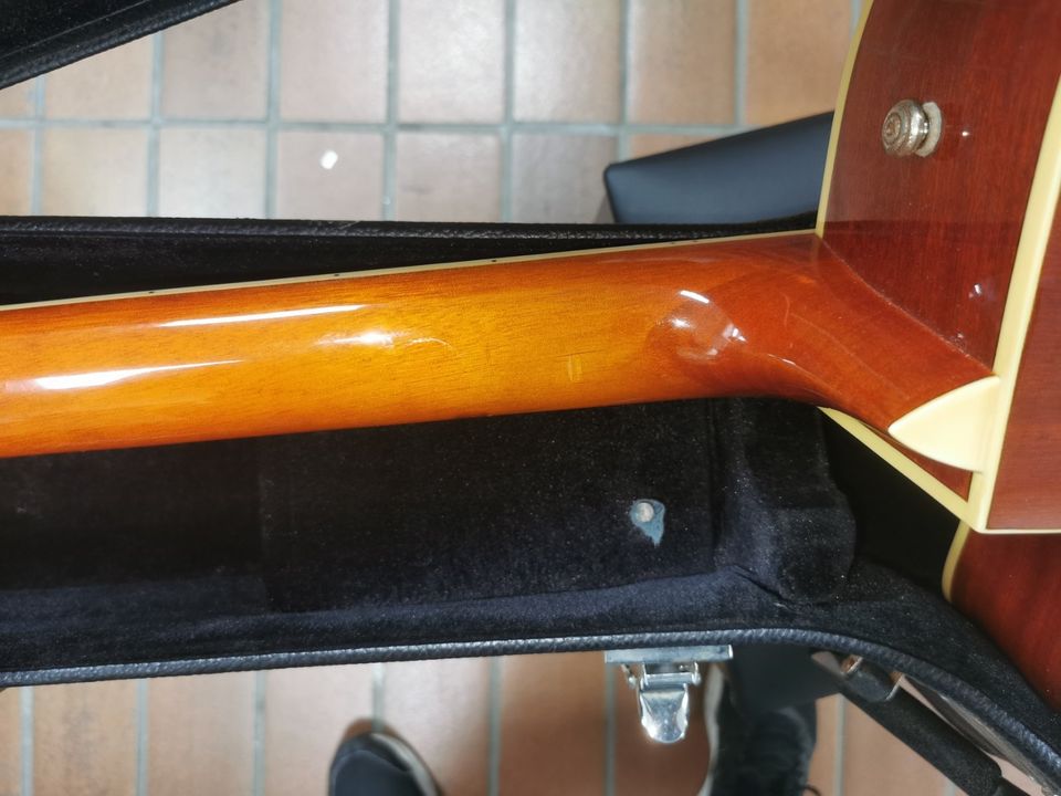 Fender Westerngitarre T-Bucket-300CE AMB mit Hardcase in Föhren bei Trier