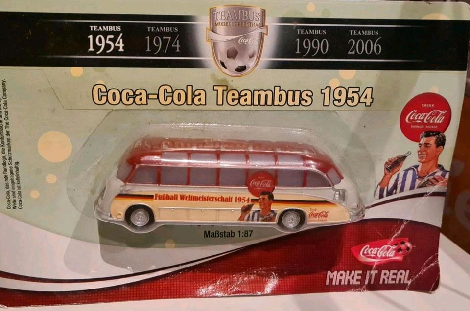 Coca Cola Teambus 1954 in Neuhemsbach