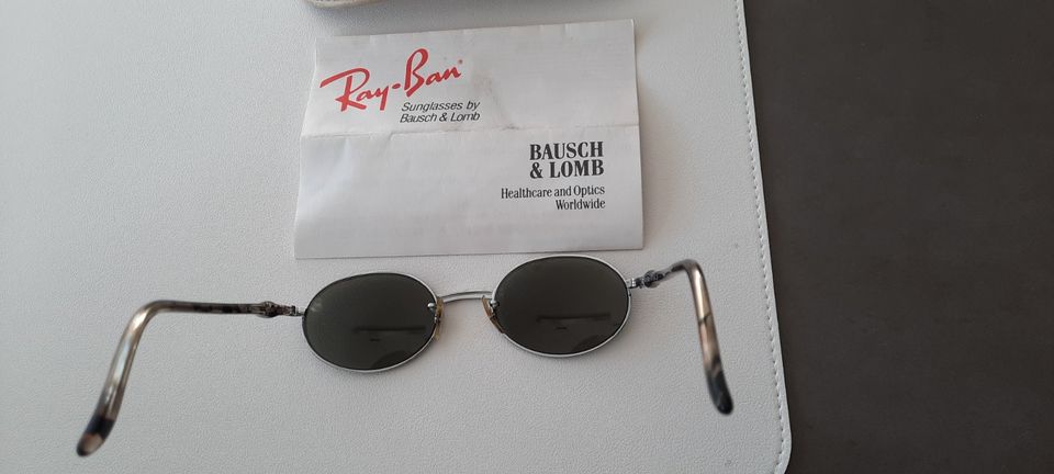 RAY-BAN Sonnenbrille Original, mit Original Etui, VINTAGE in Hamburg