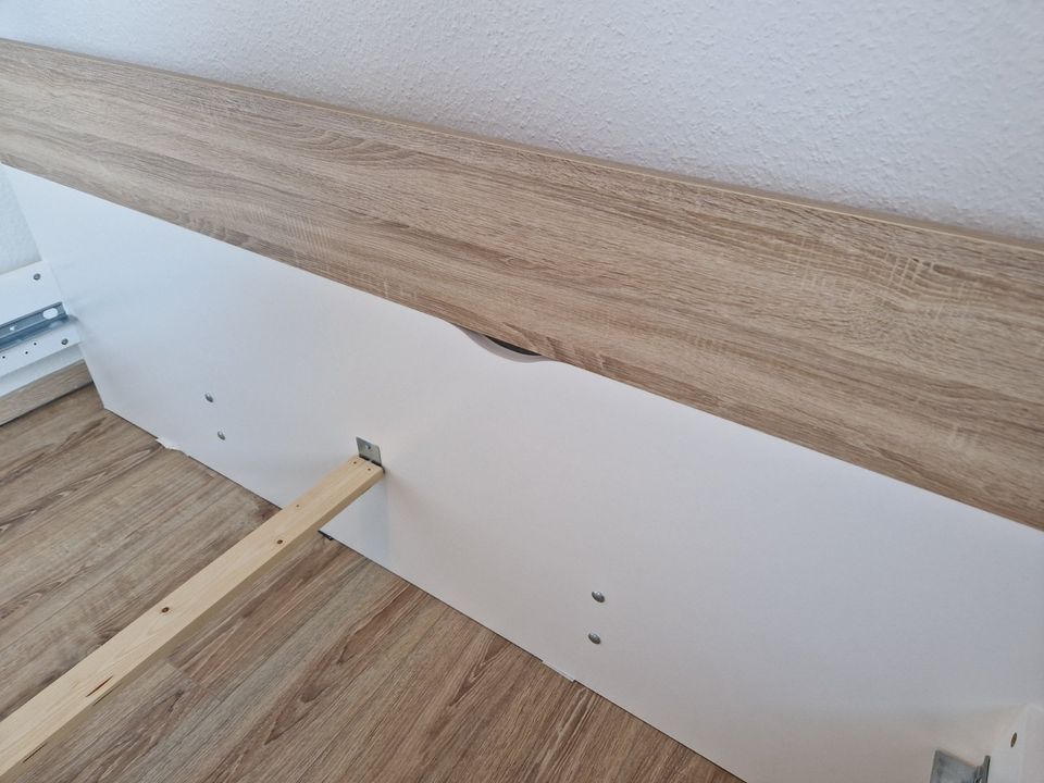 Doppelbett »OSLO«, weiß, mit Eichenholzbeinen, 180 cm x 200 cm in Rostock