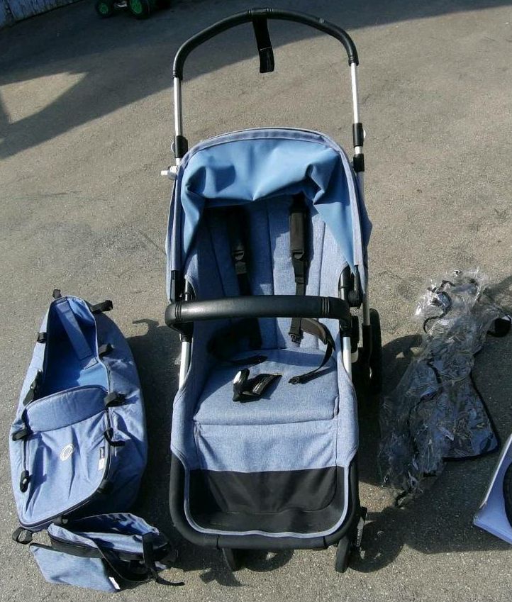 Bugaboo Cameleon 3 Kinderwagen mit Zubehör in Herrenberg