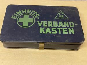 Alter Verbandkasten  Kleinanzeigen ist jetzt Kleinanzeigen