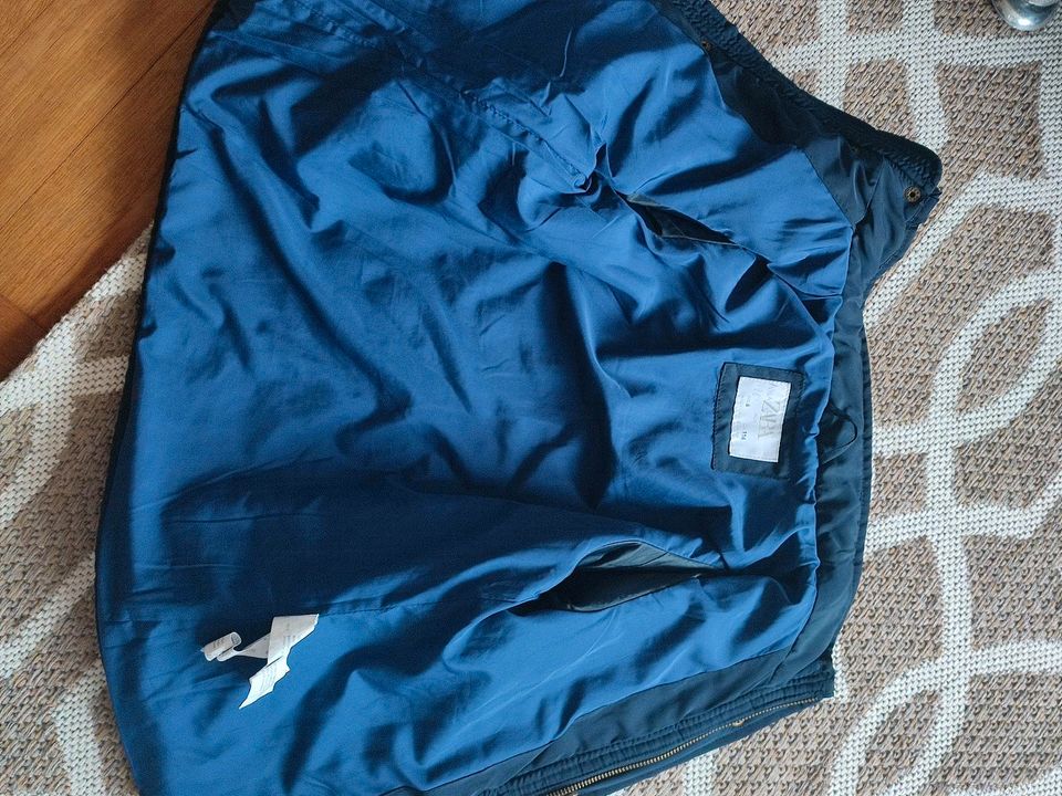 Zara jungen Jacke Steppjacke Marine 116 in Düsseldorf