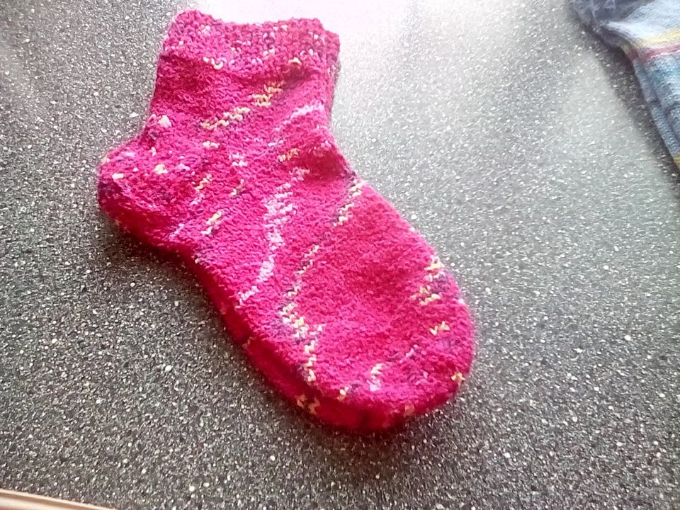 Socken, handgestrickt in Mudenbach