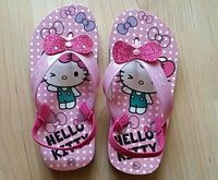 Badeschuhe / Zehentrenner Hello Kitty Gr.28 Sachsen - Chemnitz Vorschau