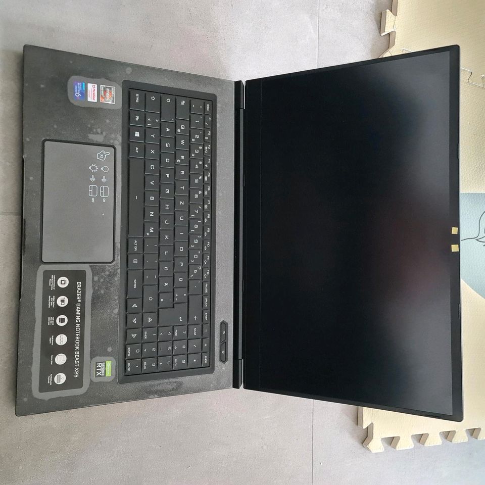 Medion Erazer Beast x25 Gaming Laptop RTX 3080 16 GB in Rheda-Wiedenbrück