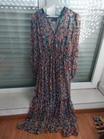 Kleid geblümt Köln - Höhenberg Vorschau