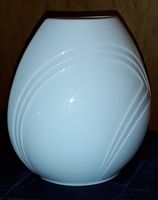 KAISER Porzellan Vase 16cm Modell Nr.1502 oval Reliefdekor Design Nordrhein-Westfalen - Blomberg Vorschau