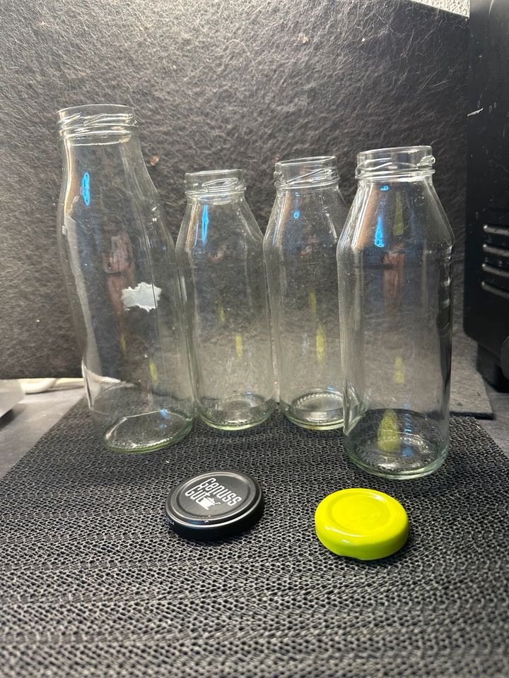 12 Glasflaschen zu verschenken in Wurmannsquick