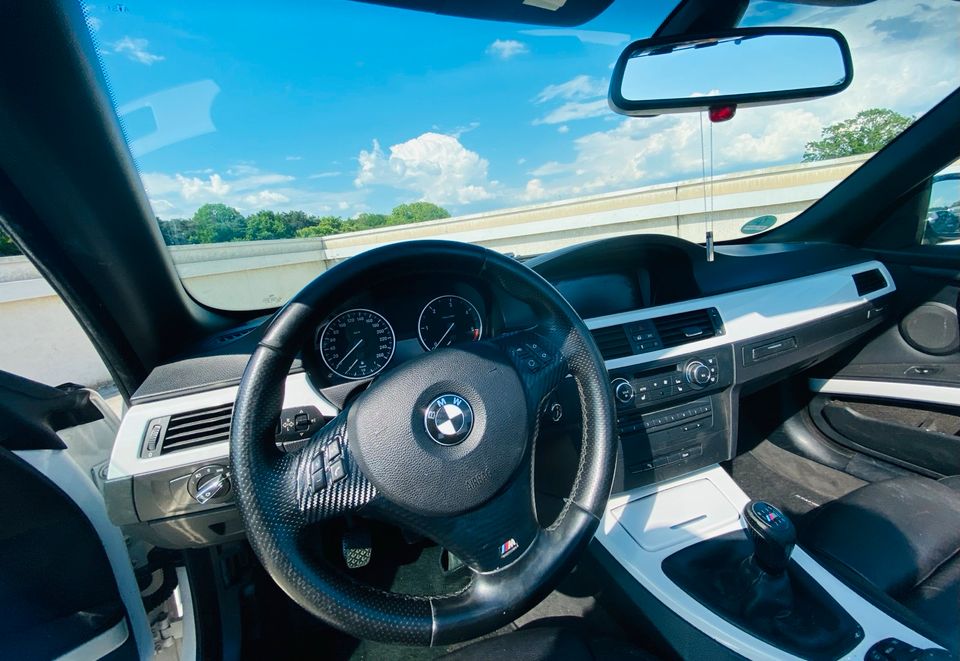 BMW M3 320d E93 Coupé Cabrio Carbon Voll Ausstattung M-Packet in Gescher