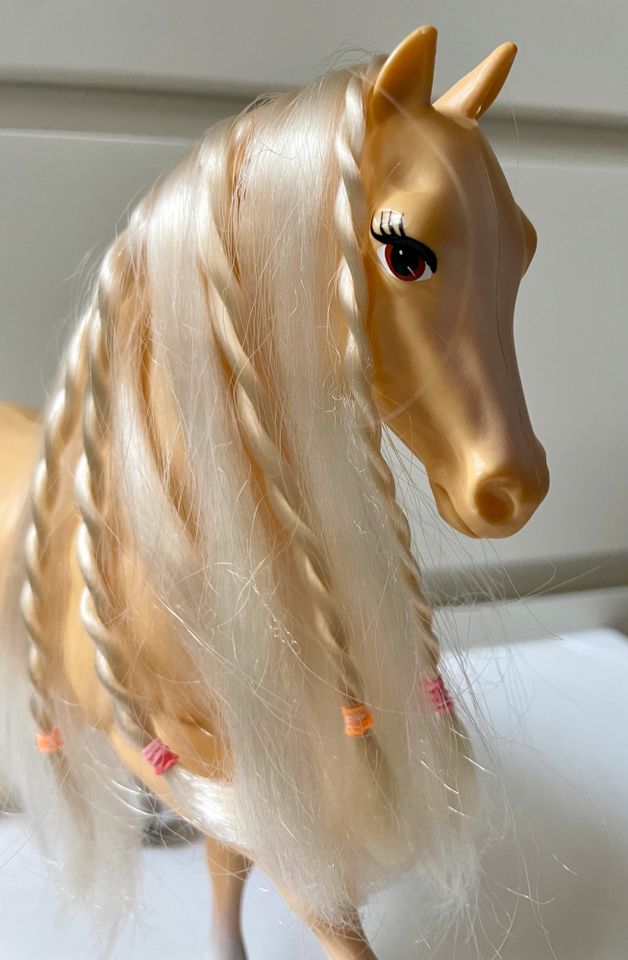Mattel / Barbie-Pony „Gipsy“ / guter Zustand / bespielt in Waldheim