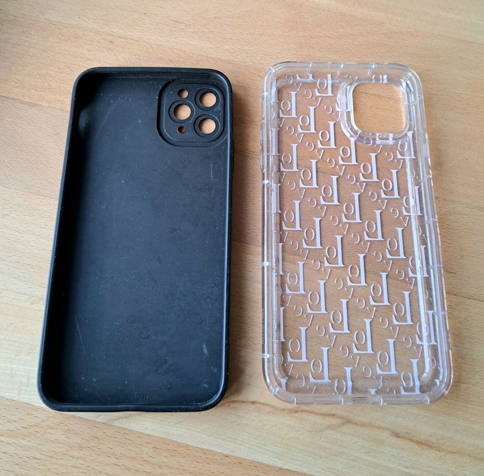 2 x Handyhülle für iPhone 11 Pro Max in Efringen-Kirchen