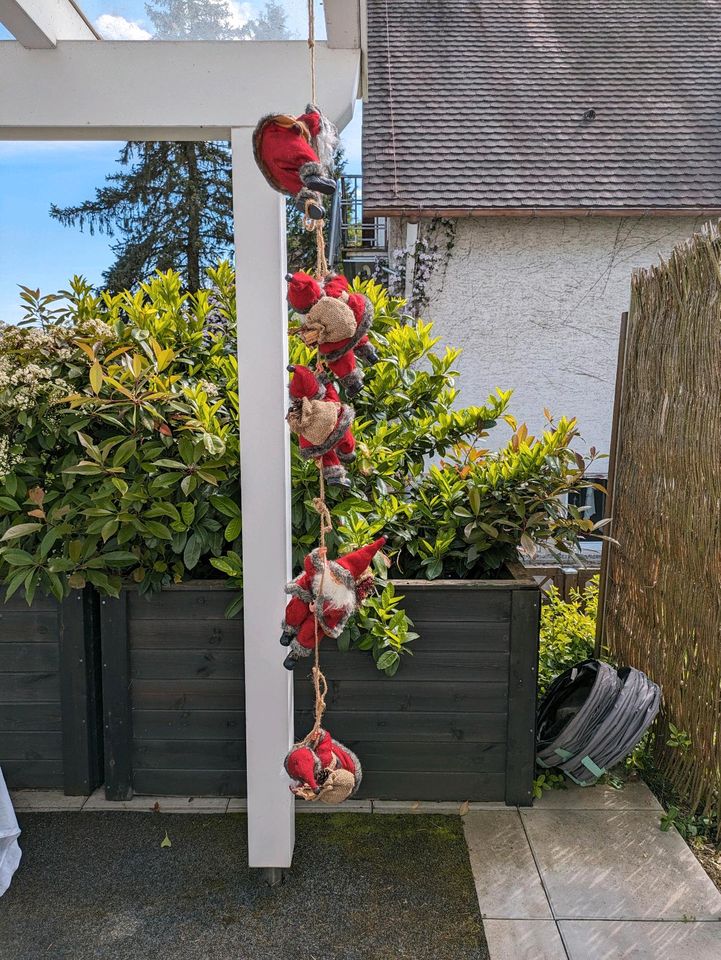 Weihnachtsmänner in Freiburg im Breisgau