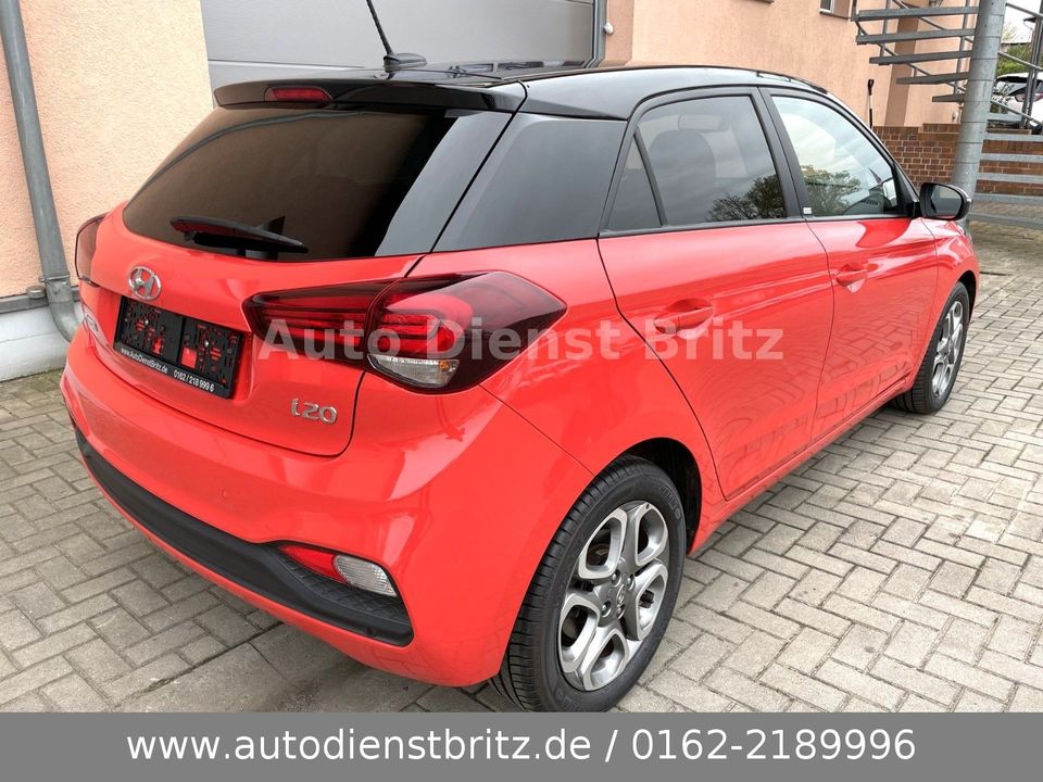 Hyundai i20 YES Plus-Kamera-Navi-Garantie-Apple Car Play in Britz bei Eberswalde