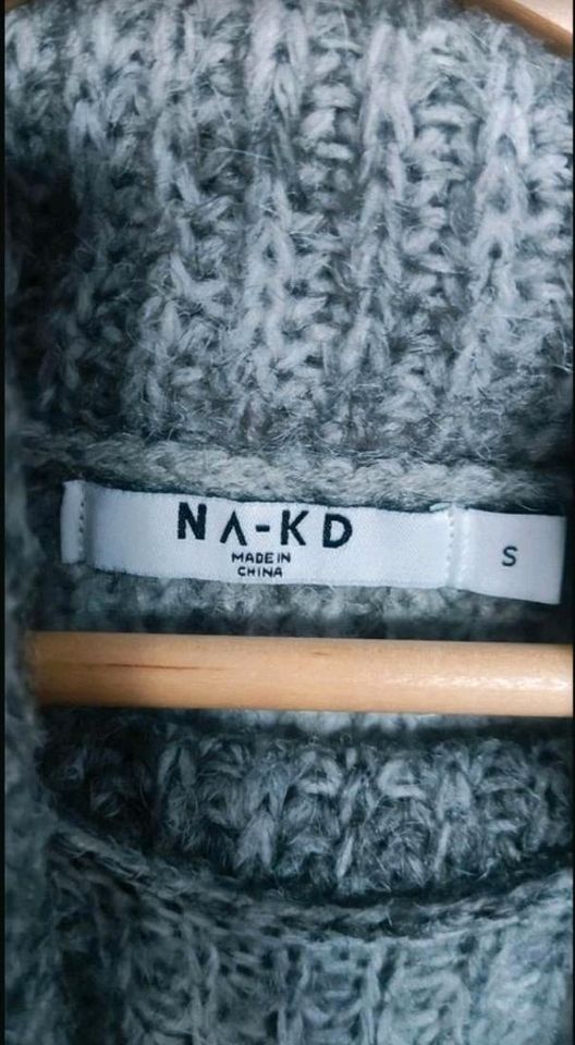 NA-KD S Rollkragen Pullover grau kurz in Kleve