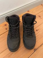 Adidas Schuhe Gr. 43 1/3 MID CUT HOOPS 3.0 MID WTR Berlin - Treptow Vorschau