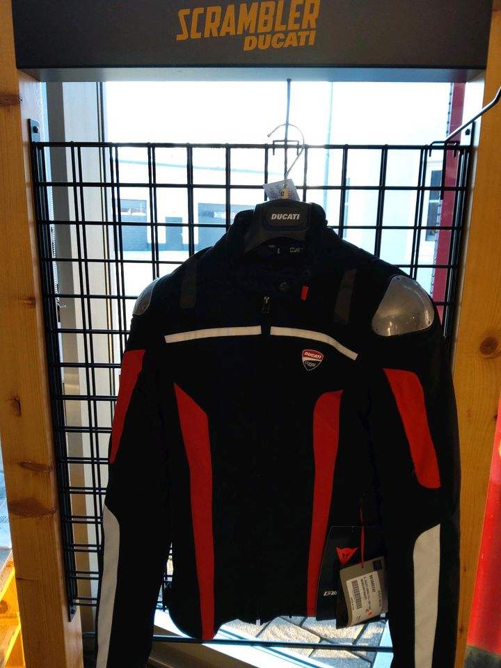 Ducati Corse C4 Textil-Damenjacke Gr. 36 und 38 in Neureichenau