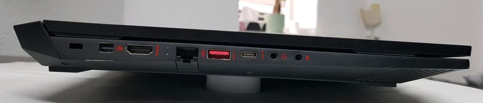 Laptop hp Gaming OMEN. GTX 1050/intel i5/16GB/SSD+HDD/15'6 FHD in Düsseldorf