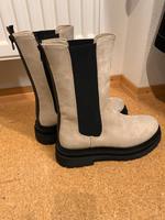 Beige Stiefel neu, Gr. 39 Bayern - Oberschweinbach Vorschau