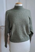 Süßer Woll Pulli von H&M Grün Strick Pullover Fledermaus Gr. XS S Nordrhein-Westfalen - Wermelskirchen Vorschau