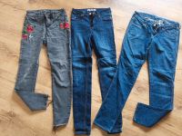 Drei Jeans für Mädchen gr S XS.. Nordrhein-Westfalen - Gummersbach Vorschau