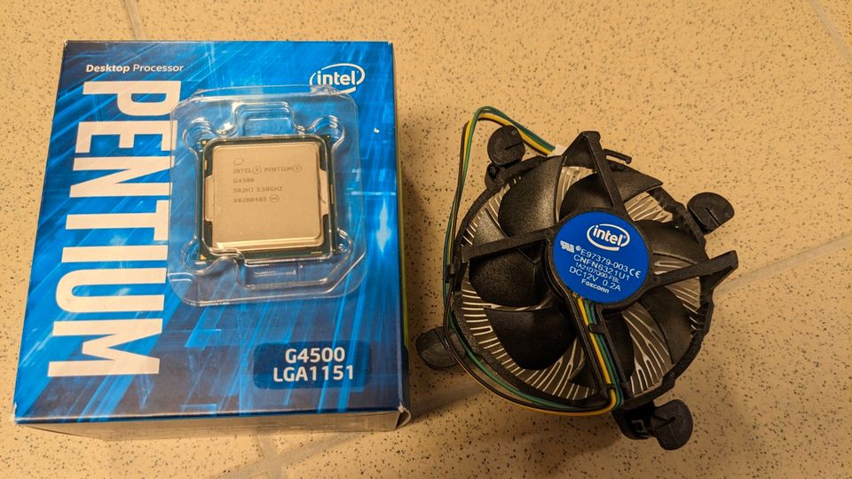 Intel Pentium G4500, LGA 1151, 2C/2T, 3.50GHz, boxed in Großharthau-Seeligstadt