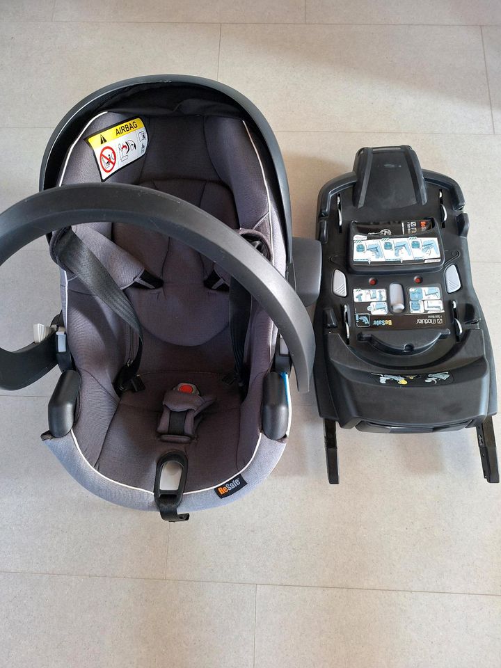 Be Safe izi modular Baby Auto-Sitz und Basis-Station in Achern