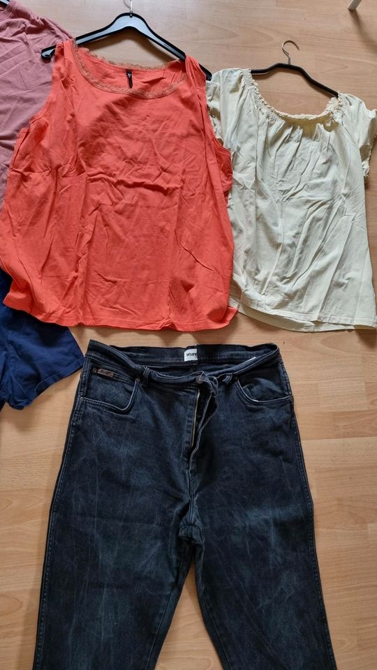 Gr. XXL & XXXL H&M, Bonita... Damen Sommerbekleidung in Rastatt