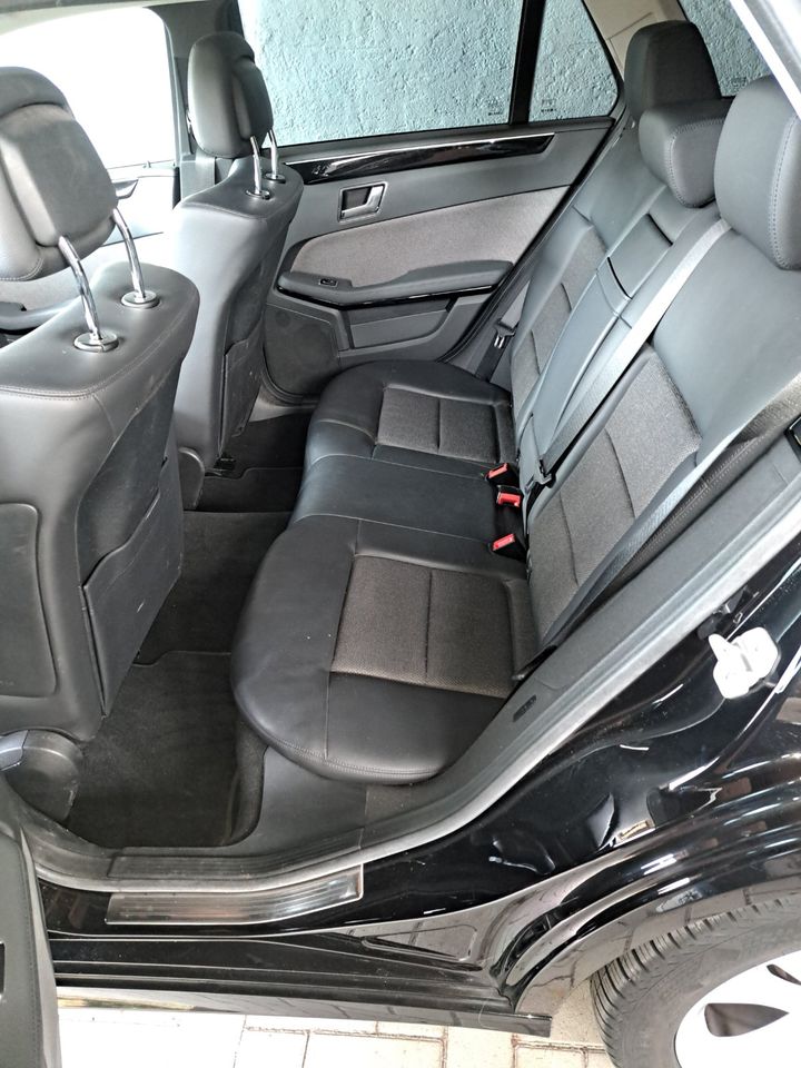 Mercedes-Benz E 200 Avantgarde Kombi SH Teilleder E Sitze in Weyhe