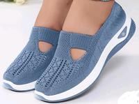 Leichte Damen Sommer-Slipper Schuhe Stoff Gr. 36 NEU Bayern - Heiligenstadt Vorschau