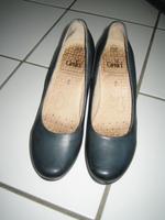 Caprice Leder Pump 37 (4) Niedersachsen - Seesen Vorschau