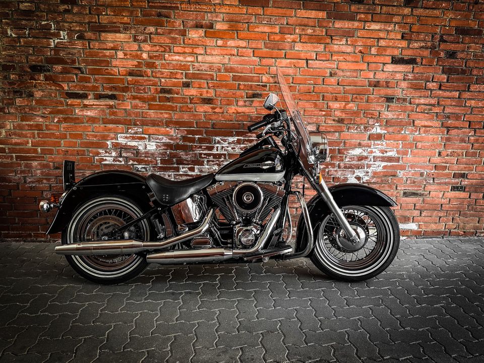 Harley Davidson Heritage Softail Classic Twincam schwarz in Hamburg