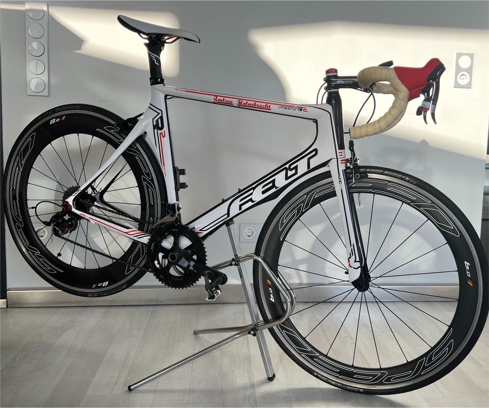 Rennrad Felt vollcarbon in Delmenhorst