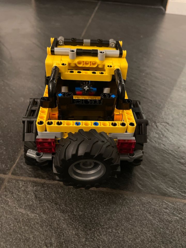 Verkaufe Jeeb Wrangler Lego Technic in Köln