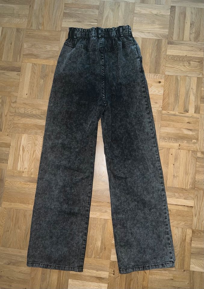 Schwarze Baggie Hose von H&M in Gr. 158 in Heddesheim