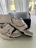 Dsquared2 Schuhe Sneaker Gr.38 weiß schwarz Neu Baden-Württemberg - Heilbronn Vorschau