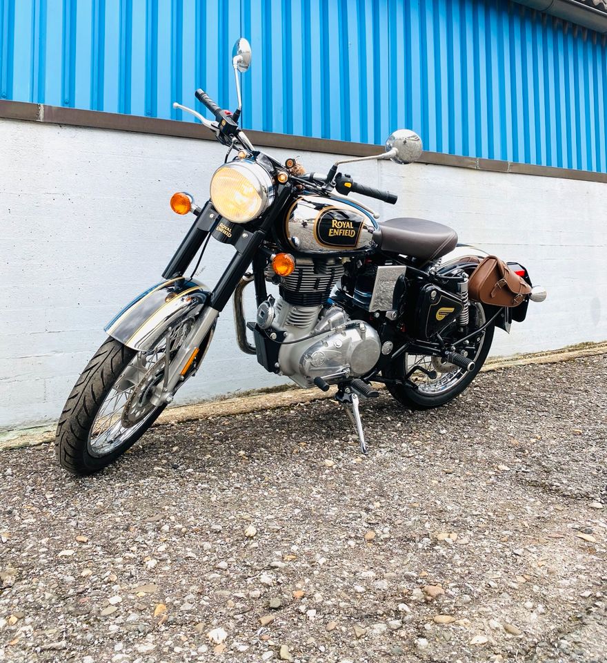 Royal Enfield Bullet Classic 500 Chrome Black 980km in Sprockhövel