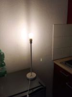 Eine Lampe ohne Lampenschirm zu verkaufen für 5,00 Euro Bonn - Dottendorf Vorschau